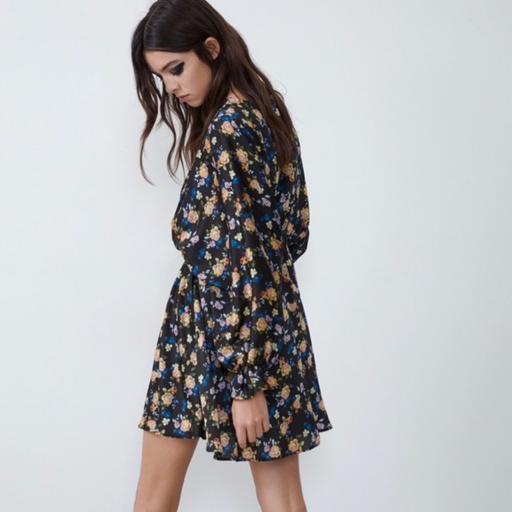 Zara Black Floral Satin Printed Summer Dress Large - Picture 2 of 9